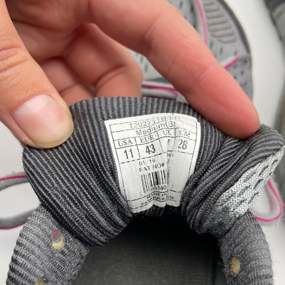 Brooks‎ Woman's Sz 11 Gray and Pink Ariel 18 Running Athletic Tennis Shoes - Picture 12 of 12